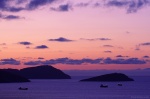Barcos en la noche