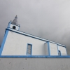 Blanco, gris y un toque de azul